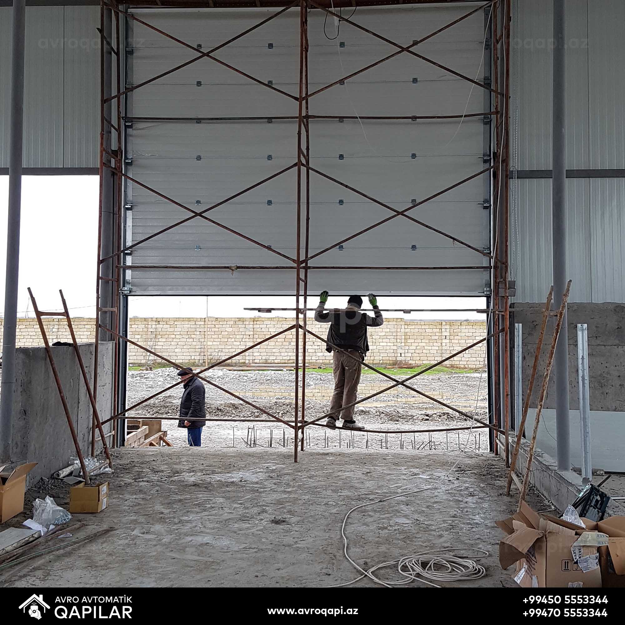 Ağsu Süd Zavodunda quraşdırdığımız Sənaye qapısı.